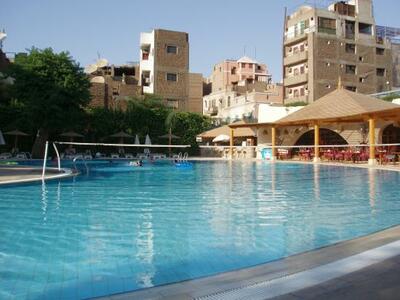 Hotel, Pool