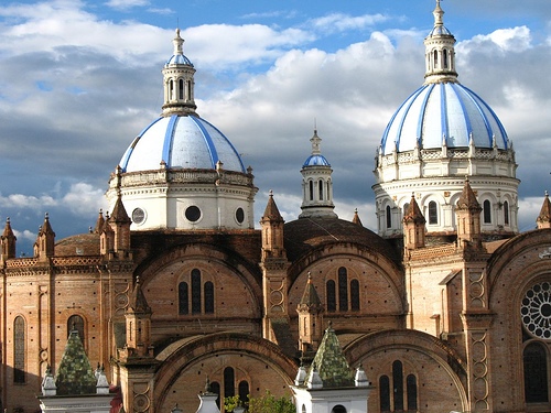 Kathedrale in Cuenca Cuenca, Ecuador mit Kindern