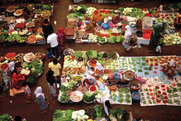 Schlendert über einen der zahlreichen Märkte und probiert die köstlichsten, einheimischen Gerichte. Kuala Lumpur, Markt, Malaysia