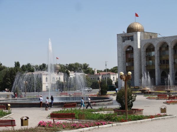 Die Hauptstadt Bischkek in Kirgistan Ala Too Platz, Bischkek, Kirgistan