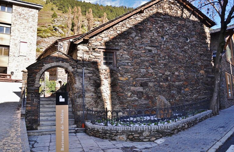 Soldeu in Andorra Soldeu, Andorra, Gebäude, Wanderreise Andorra
