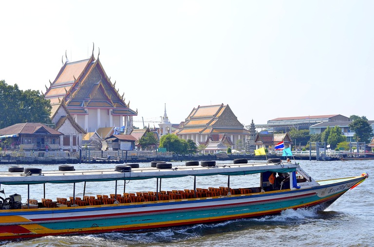 Bei einer gemeinsamen klongtour erleben wir Bangkok vom Wasser aus. Bangkok, Klongtour