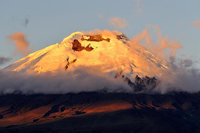 Der Vulkan Cotopaxi Cotopaxi; Ecuador mit Kindern