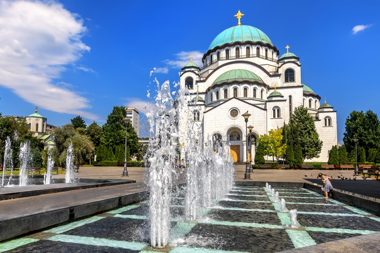 Der Dom des Heiligen Sava ist eins der größten orthodoxen Gotteshäuser der Welt. Balkan Serbien Belgrad Sava Kathedral