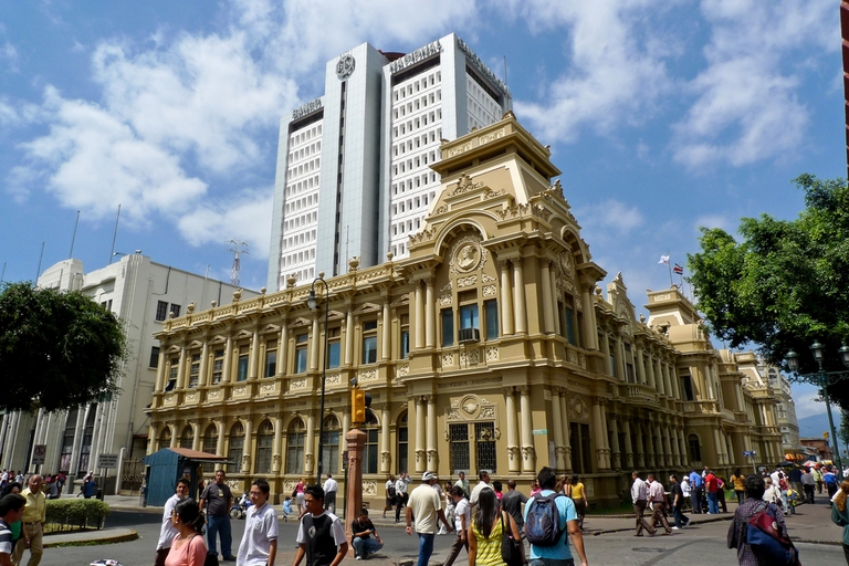 Gebäude in San José Gebäude in San José, rundreise costa rica 3 wochen