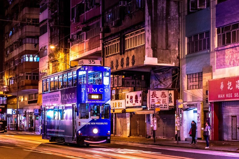 Unterwegs in den Straßen Hongkongs. Unterwegs in den Straßen Hongkongs.