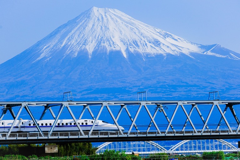 Der Shinkansen in Japan Shinkansen, Hochgeschwindigkeitszug, Japan, Transport, Fuji