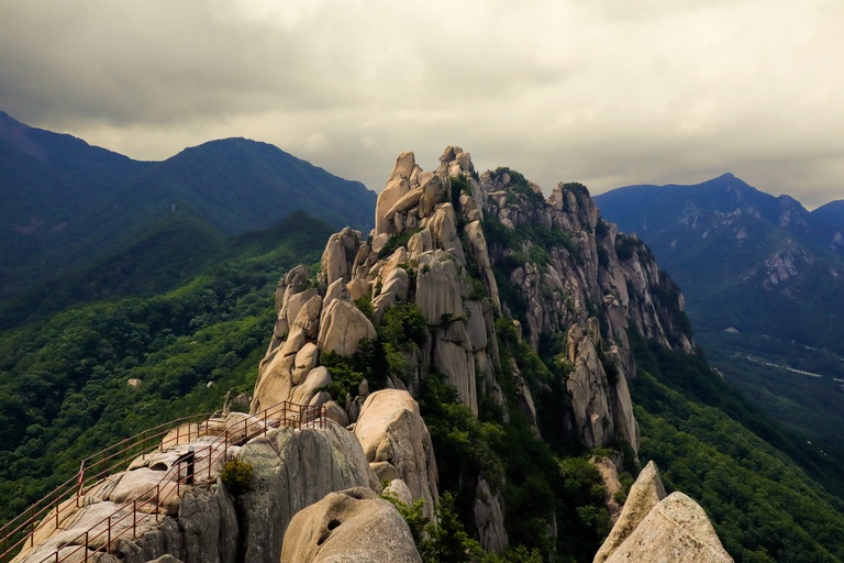 Ulsanbawi-Klippe, Seoraksan Nationalpark, Aussicht, Felsen, südkorea reisen