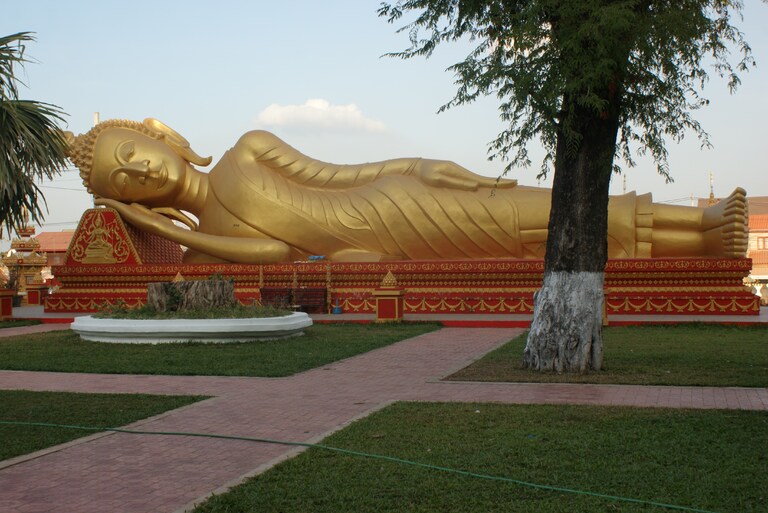 That Luang Stupa in Vientiane That Luang Buddha, Vientane, Tempel, Rundreise Vietnam, Rundreise Laos, Rundreise Kambodscha