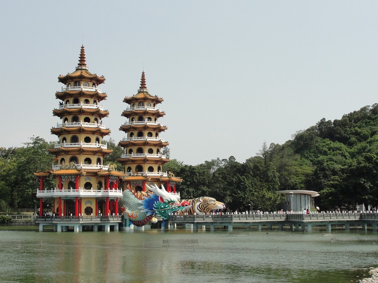 Kaohsiung, Lotusteich, Pagoden, Taiwan, Rundreise Taiwan