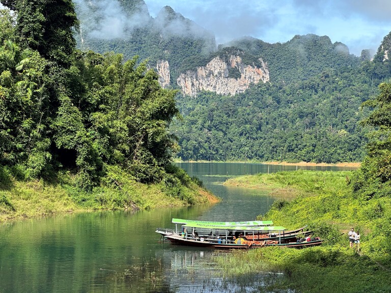 Der Khao Sok Nationalpark Khao Sok Nationalpark, Thailand, Rundreise Thailand, Familienreise Thailand