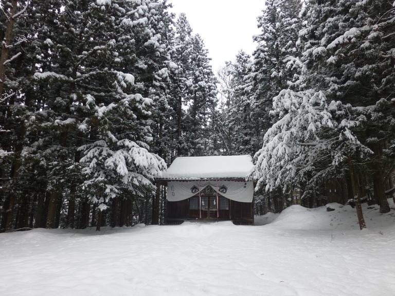 Traditionelle Hütte in einem Wald in Nagano Nagano, Unterkunft, Hütte, Schnee, Landschaft